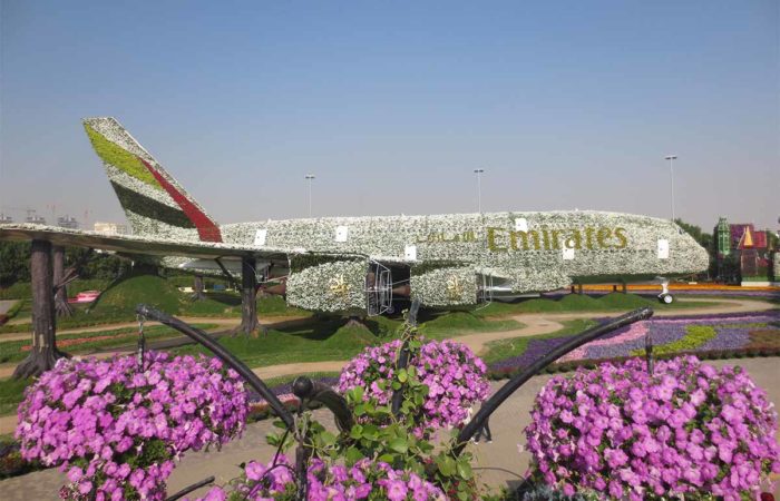Miracle Garden Tour - mit dem A 380 aus Blumen
