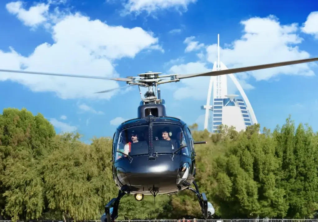Helikopter-vor-Burj-Al-Arab-Dubai