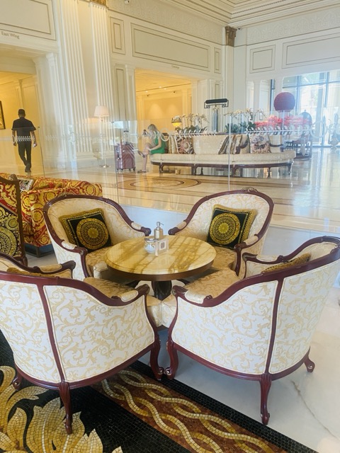 Lobby Versace