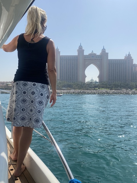 Aileen Juhl auf der Yacht