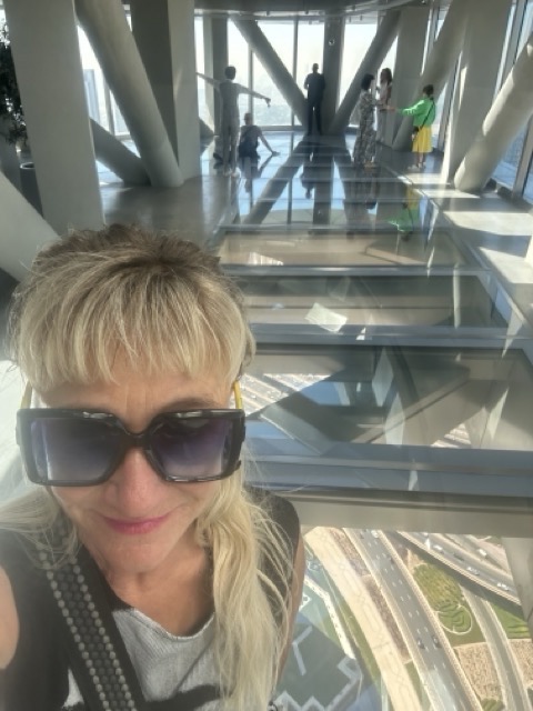 Mittel (SkyViews mit Aileen Juhl)