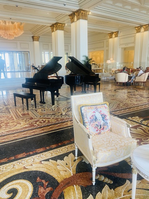 Palazzo Versace Dubai Lobby