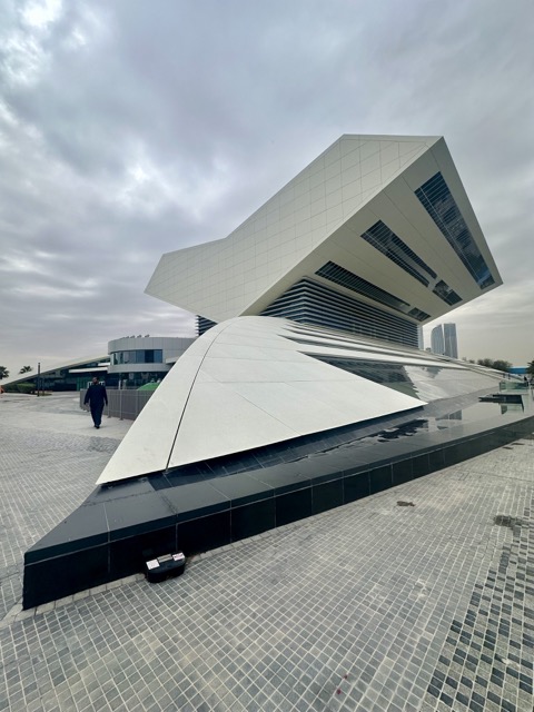 Sheikh Mohamed Bibliothek links