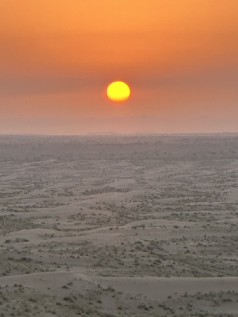 Sonnenaufgang in der Wüste