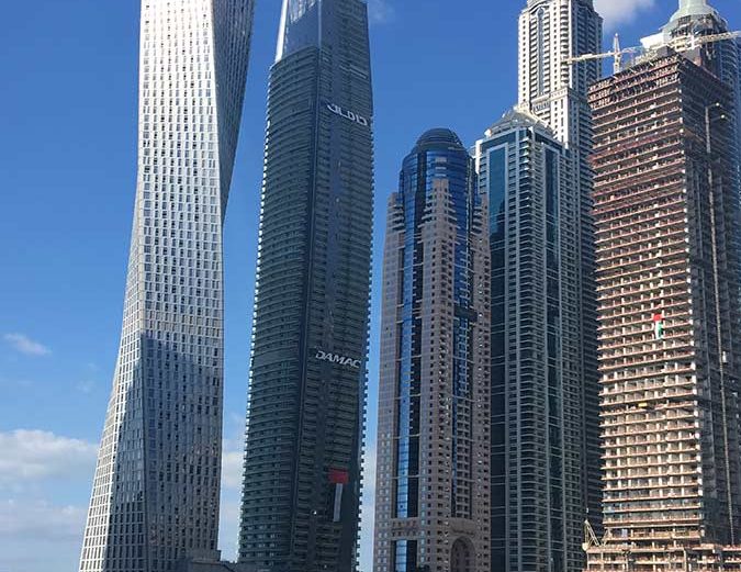 Cayan Tower Dubai Marina