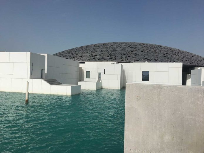 Fotostop Louvre Abu Dhabi