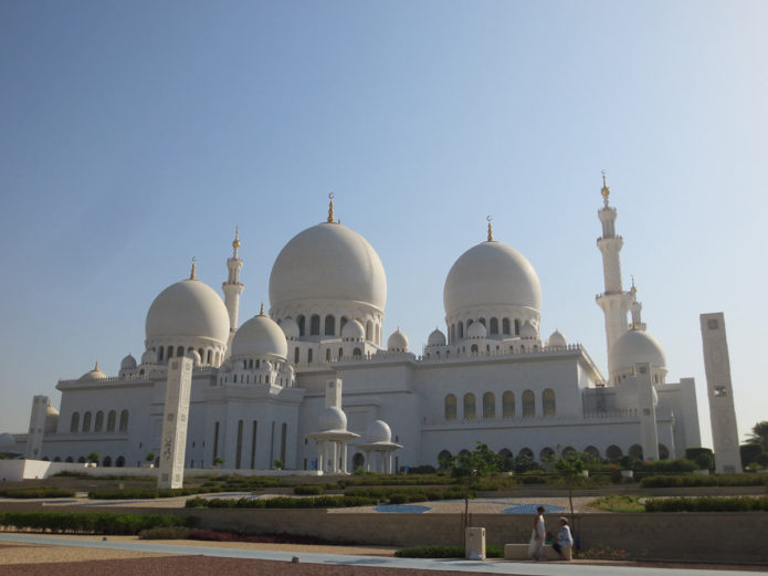 Sheikh Zayed Grand Mosque - private Abu Dhabi tour