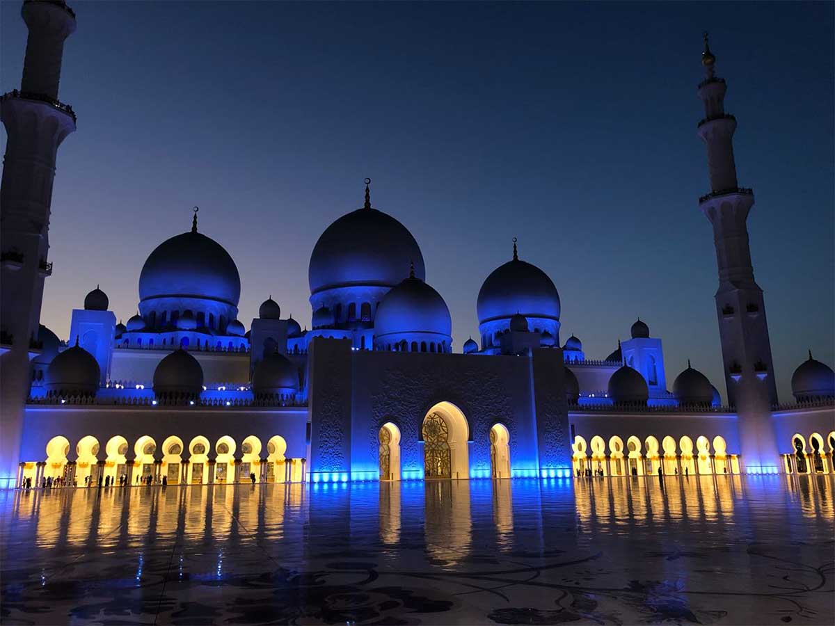 Sheikh Zayed Moschee - Abu Dhabi by Night Tour